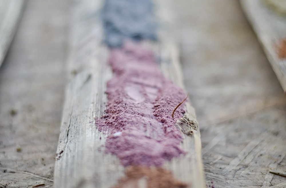 Bild 1 von Lehmfarbe Porphyr Violett samtrau  / (Menge) 0,5 kg