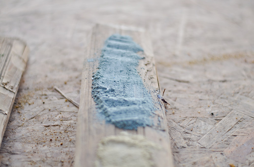 Bild 1 von Lehmfarbe Azul Macaubas 2.0 (Türkis-Grau)  / (Menge) 0,5 kg