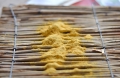 Bild 2 von Lehmfarbe Mais (Goldgelb) 2.0samtrau  / (Menge) 0,5 kg